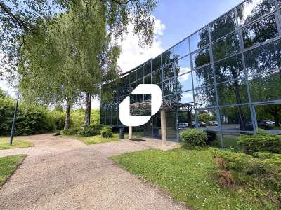 A louer Bureaux 343m² Saclay