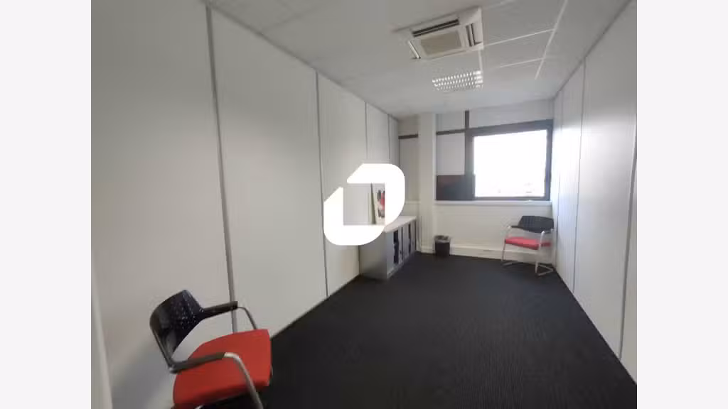 A louer Bureaux 19m² Saclay