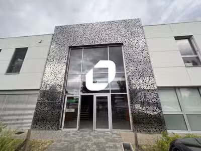 A louer Bureaux 351m² Sainghin en melantois