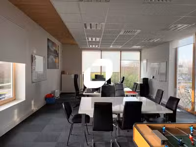 A louer Bureaux 300m² Sainghin en melantois