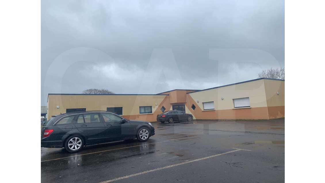 A louer bureau aménagé et cloisonné St-Agathon N12