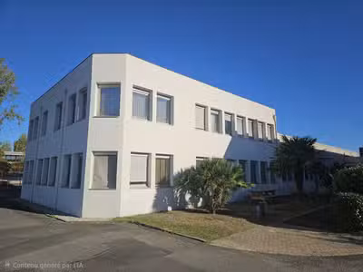 A louer bureaux 490m² aéroport Saint-Aignan