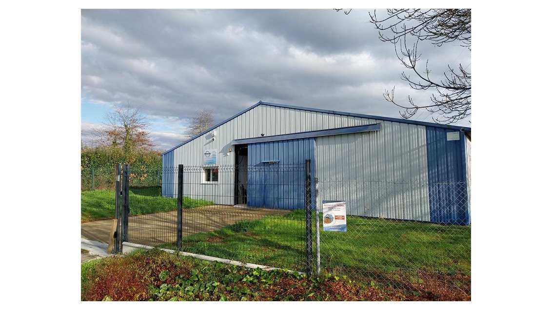 A louer bureau à St-André-des-Eaux Zone des Pedras