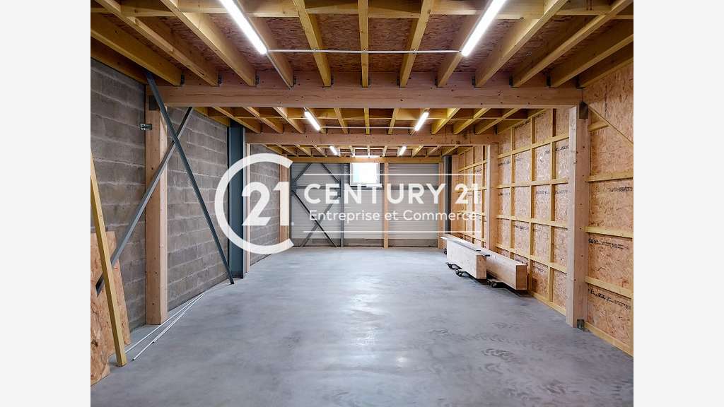 A louer bureau de 90m² à Saint-André-des-Eaux