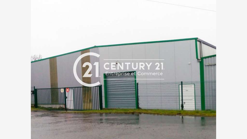 Loue local d'activité 290m² à Saint-André-des-Eaux