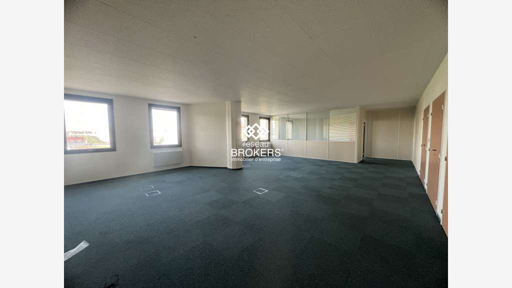 A louer bureaux 75m² R+1 Parc des Algorithmes