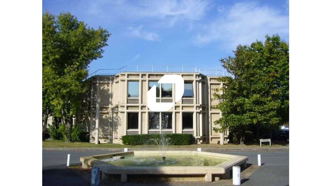 A louer Bureaux 550m² Saint aubin