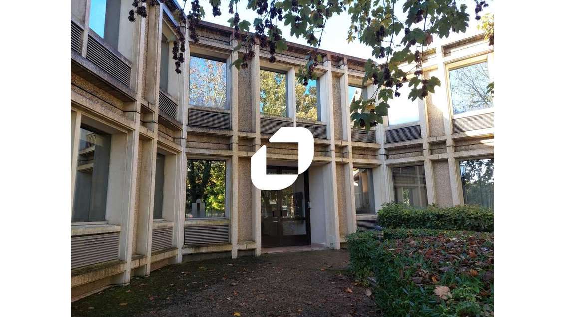 A louer Bureaux 356m² Saint aubin