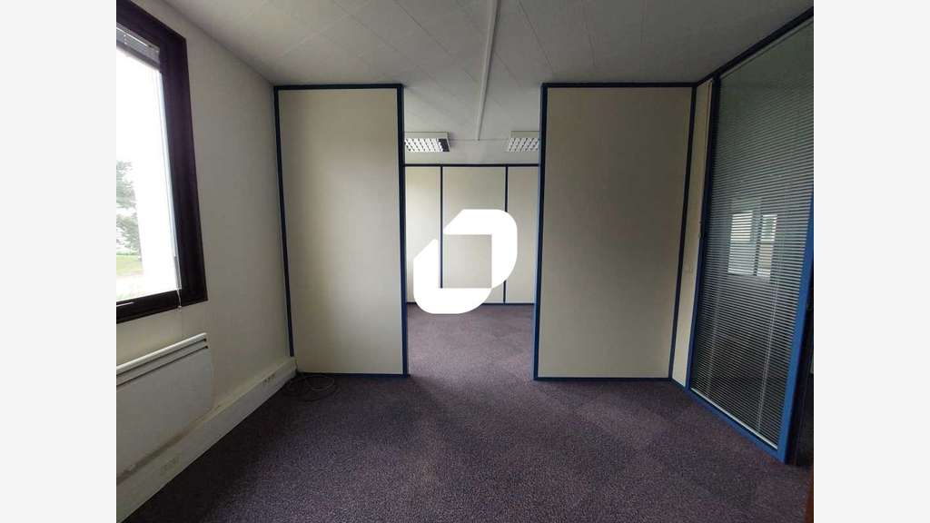 A louer Bureaux 707m² Saint aubin