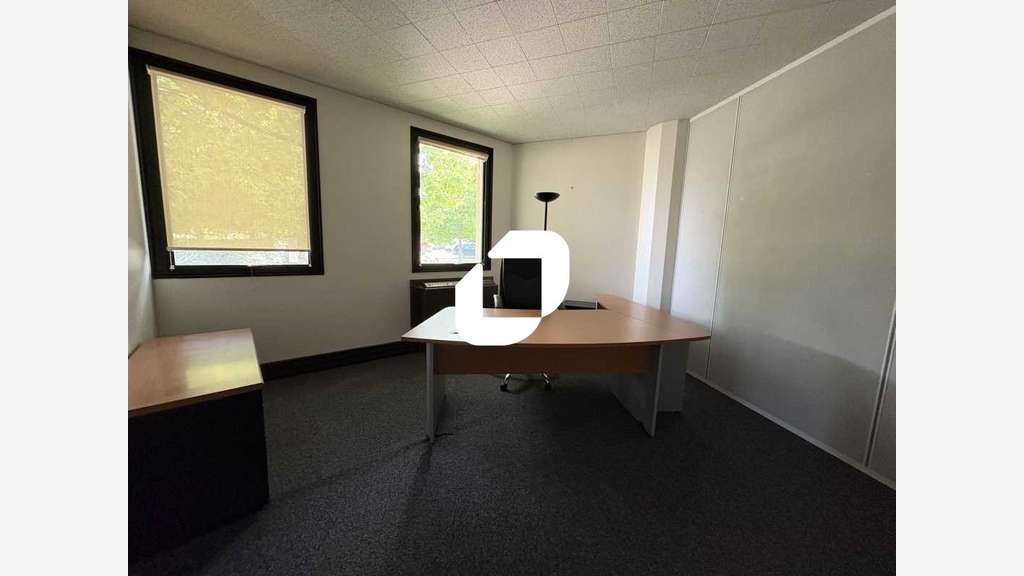 A louer Bureaux 180m² Saint aubin