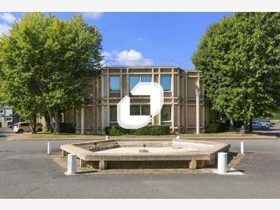 A louer Bureaux 370m² Saint aubin
