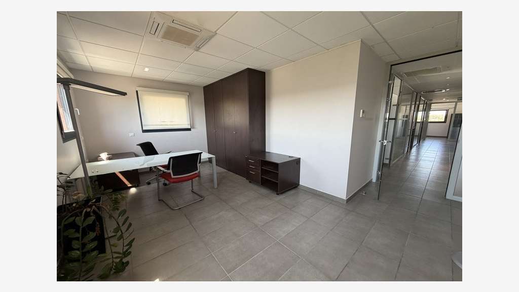 BUREAUX à louer dans le 34