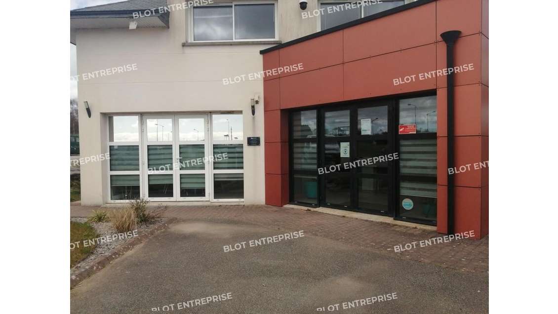 Cède droit au bail bureaux de 90m² à Saint Avé
