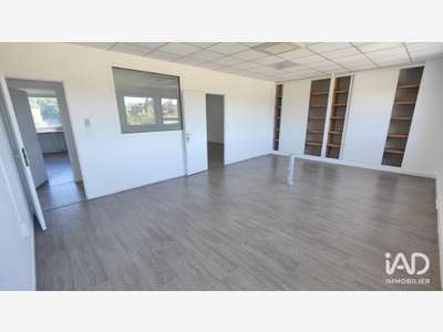 A louer bureau 365m² à St-Avertin Granges Galands