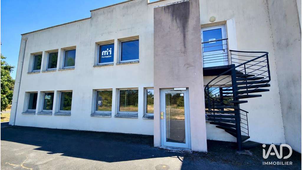 A louer bureau 365m² à St-Avertin Granges Galands