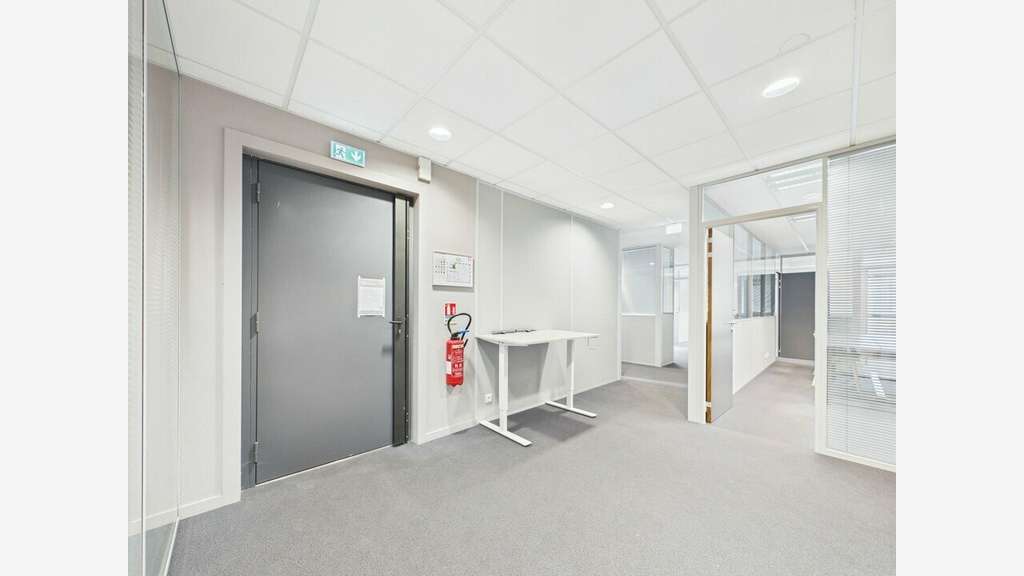 Bureaux - Parking proche - Saint Baldoph