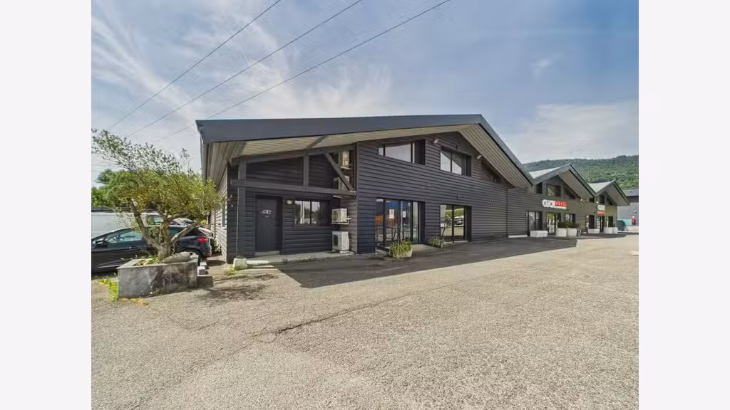 Local - Atelier - Bureaux - Saint-Baldoph (73)