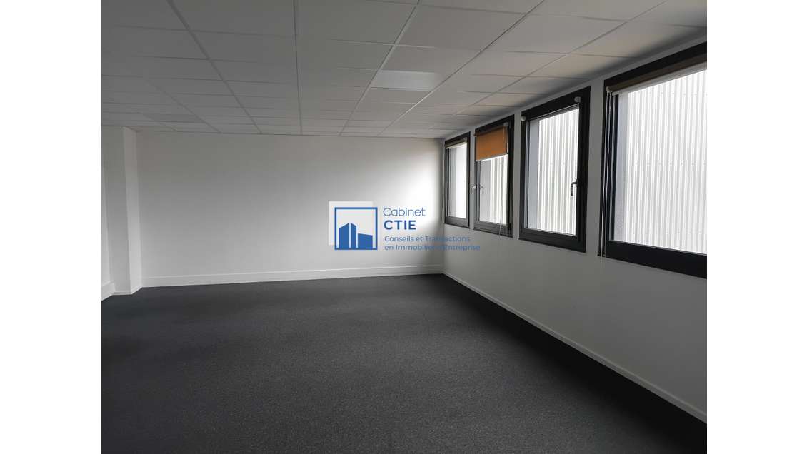 À louer bureaux 192m² RDC à Angers Est