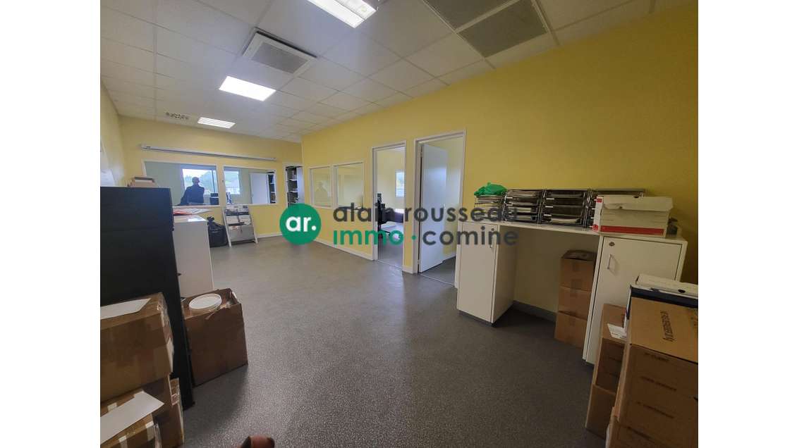 A louer bureaux 100m² Angers Est St Barthelemy  