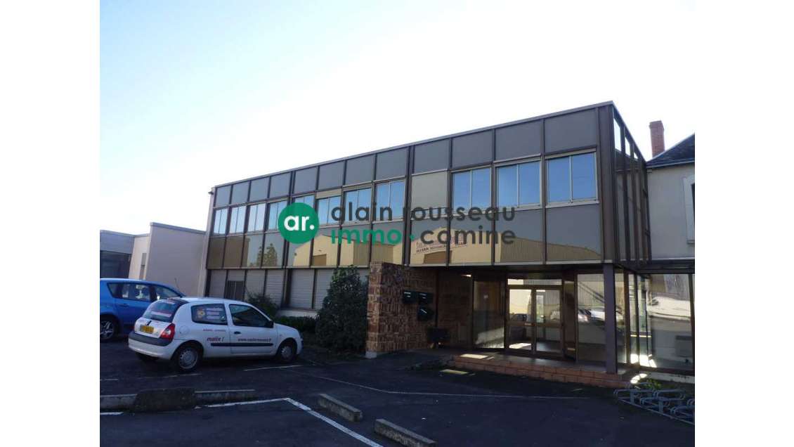 HANIPET- LOCAL 10.1 140M²