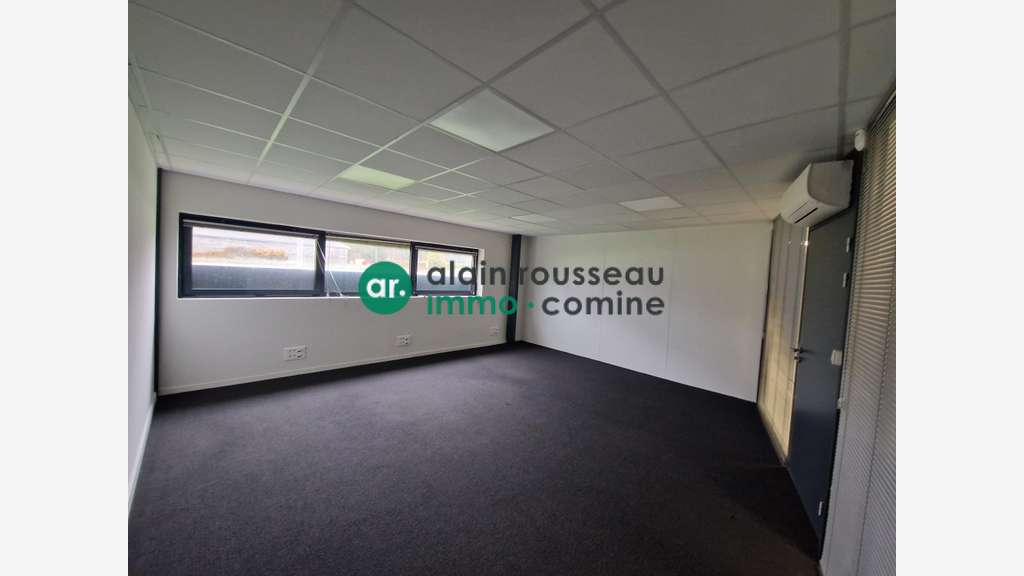 A louer bureau 30m² PMR en RDC à Saint-Barthélemy