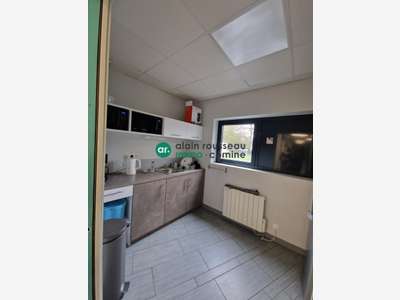 A LOUER bureaux 28 M² St Barthelemy