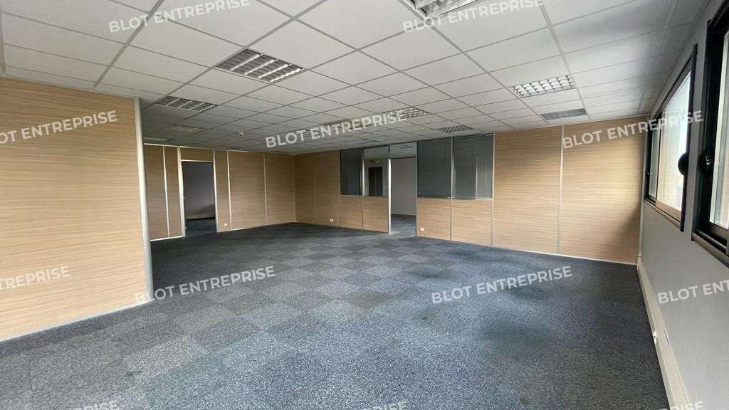 A louer bureaux 68m² à Saint-Brévin PA la Guerche