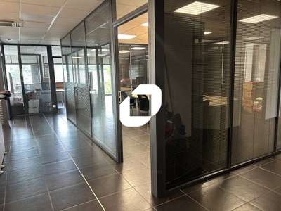 A louer Bureaux 350m² Saint brice sous foret