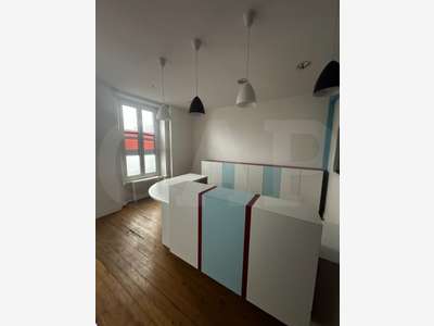 A louer bureaux 260m² avec vitrine à Saint-Brieuc