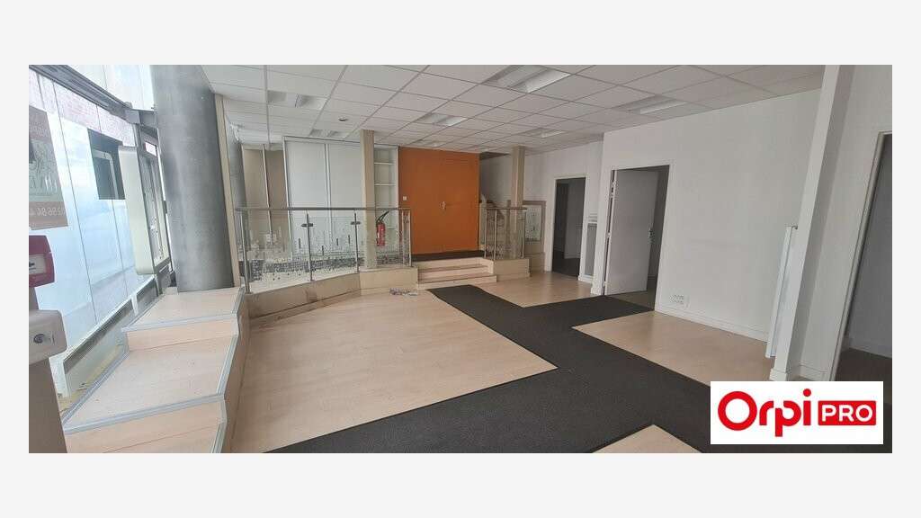 Commerce 210m² à louer au centre de Saint-Brieuc
