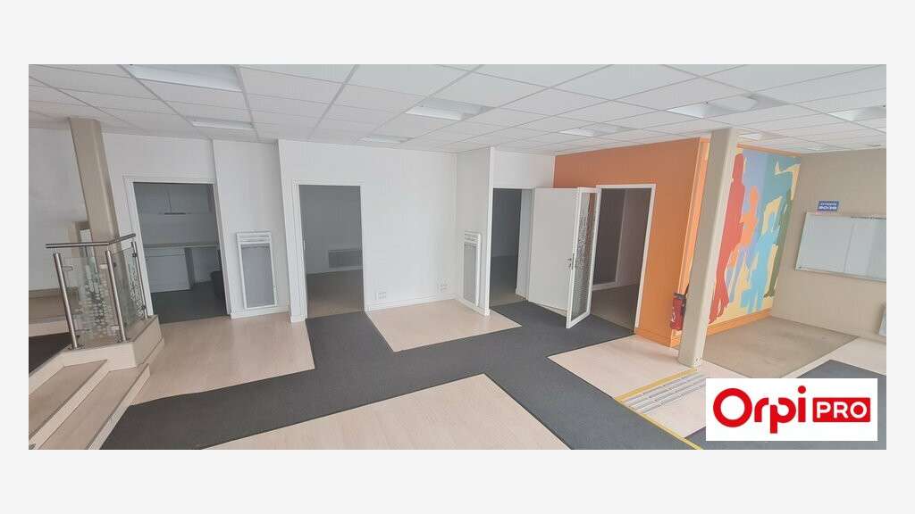 Commerce 210m² à louer au centre de Saint-Brieuc