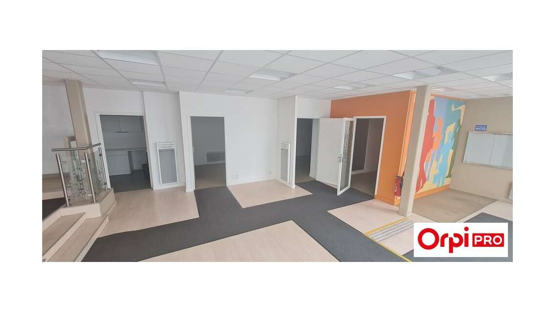 Commerce 210m² à louer au centre de Saint-Brieuc