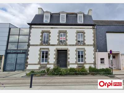Bureau à louer de 75.34m² face gare Saint-Brieuc