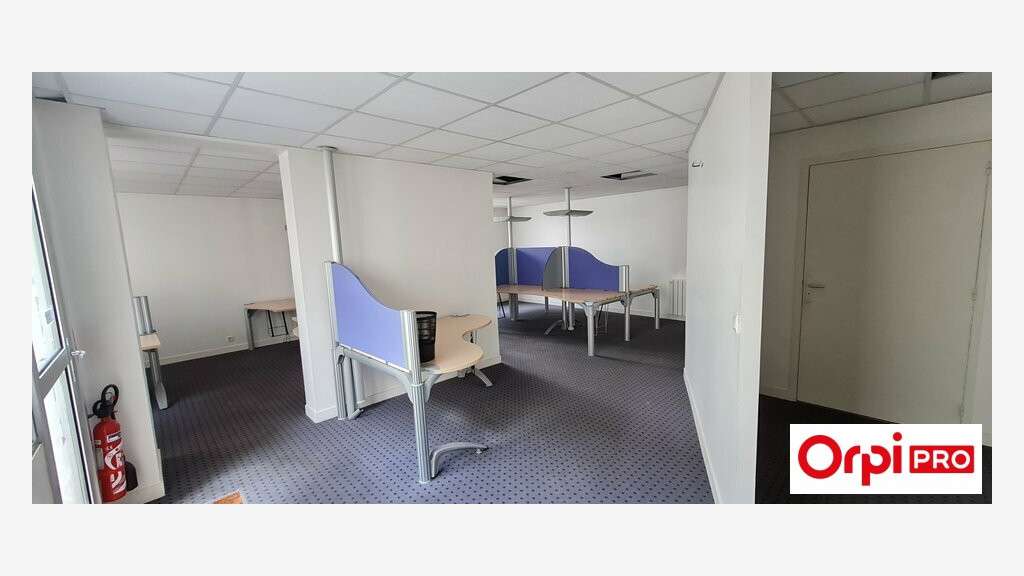 Bureau à louer de 75.34m² face gare Saint-Brieuc