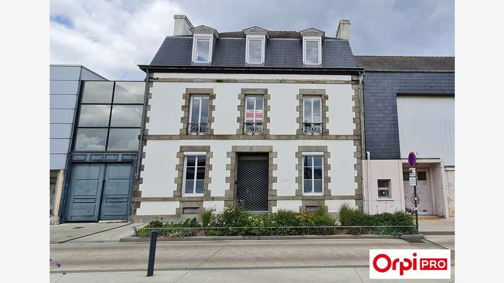 Bureau à louer de 75.34m² face gare Saint-Brieuc
