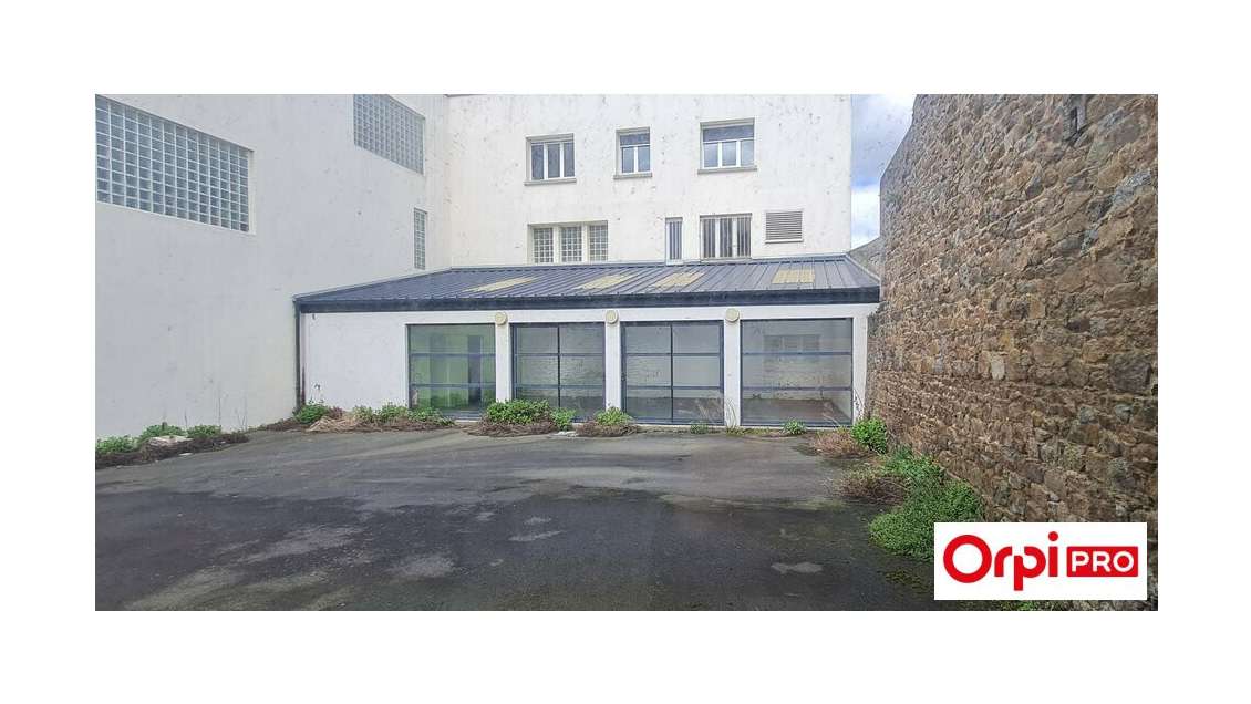 Bureau à louer de 75.34m² face gare Saint-Brieuc