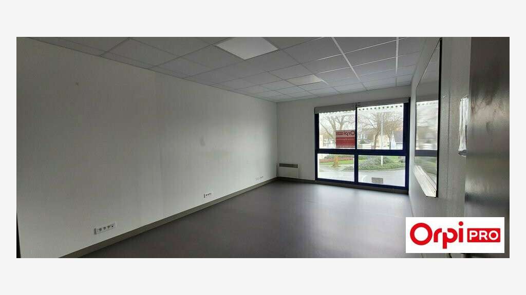 A louer bureaux 478m² Saint-Brieuc emplac. strat.