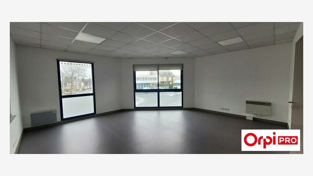 A louer bureaux 478m² Saint-Brieuc emplac. strat.