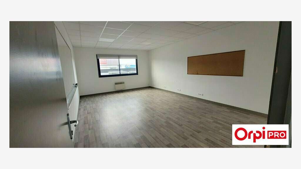 A louer bureaux 478m² Saint-Brieuc emplac. strat.