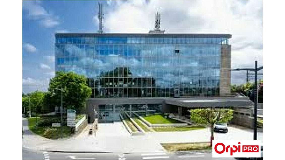 A louer bureaux d'exception 136m² proche Gare  