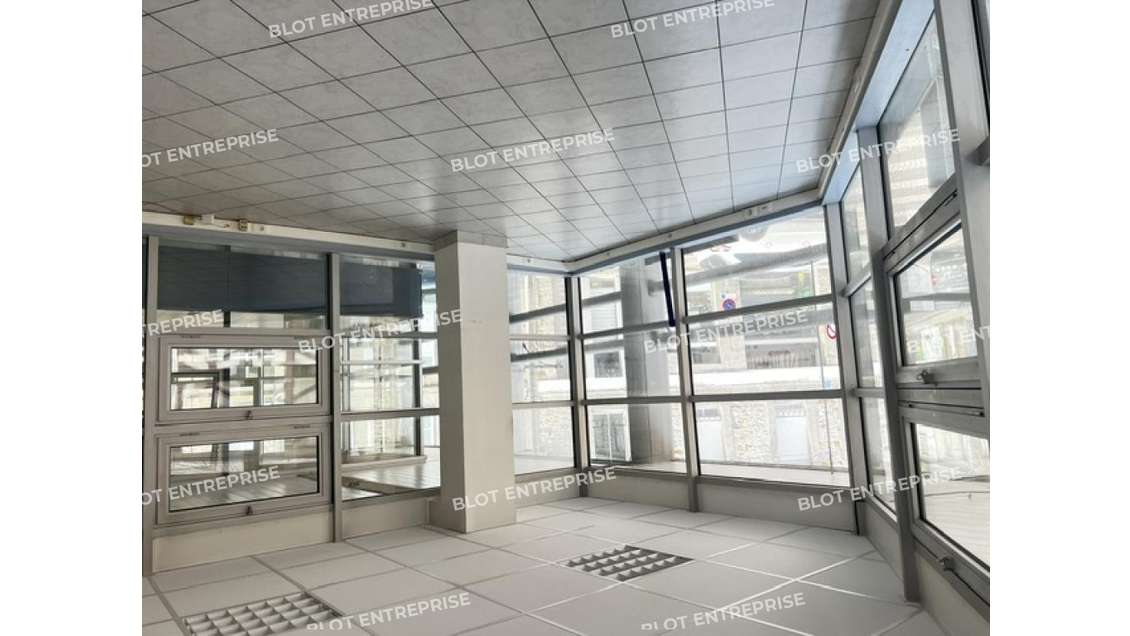 À LOUER - BUREAUX 42 M² - ST-BRIEUC