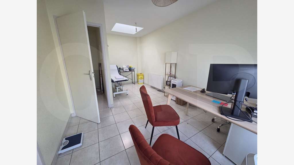 À LOUER – BUREAUX À SAINT-BRIEUC – 25 m²
