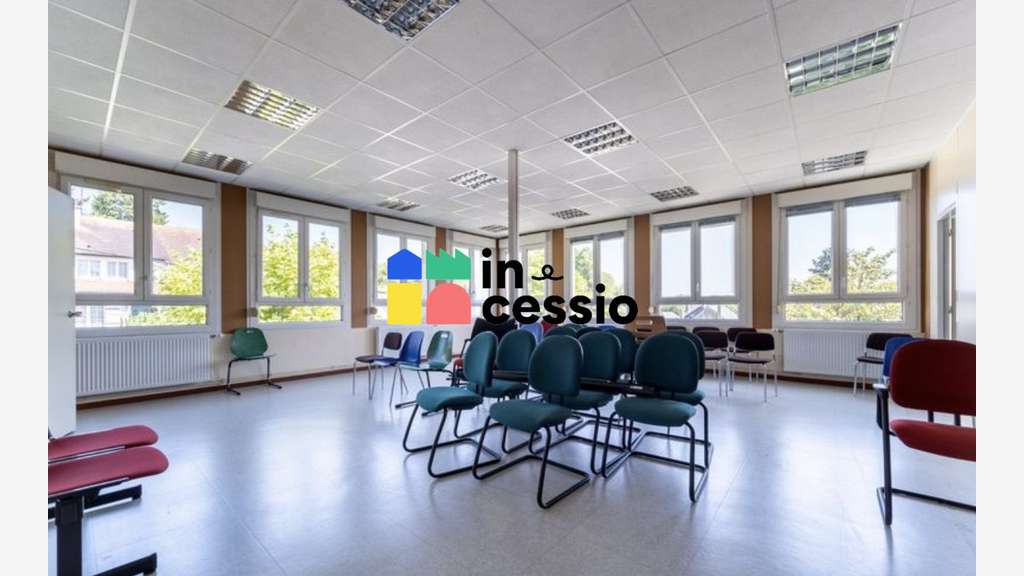 À louer – Ensemble de bureaux de plus de 1 000 m²