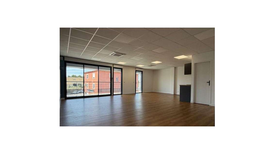 A louer bureaux 90m² zone d'activités Saint-Cannat