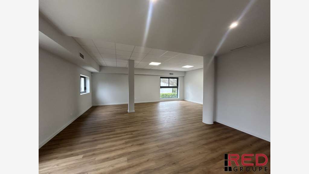A louer bureaux 67m² 83m² 150m² neufs Saint Cannat