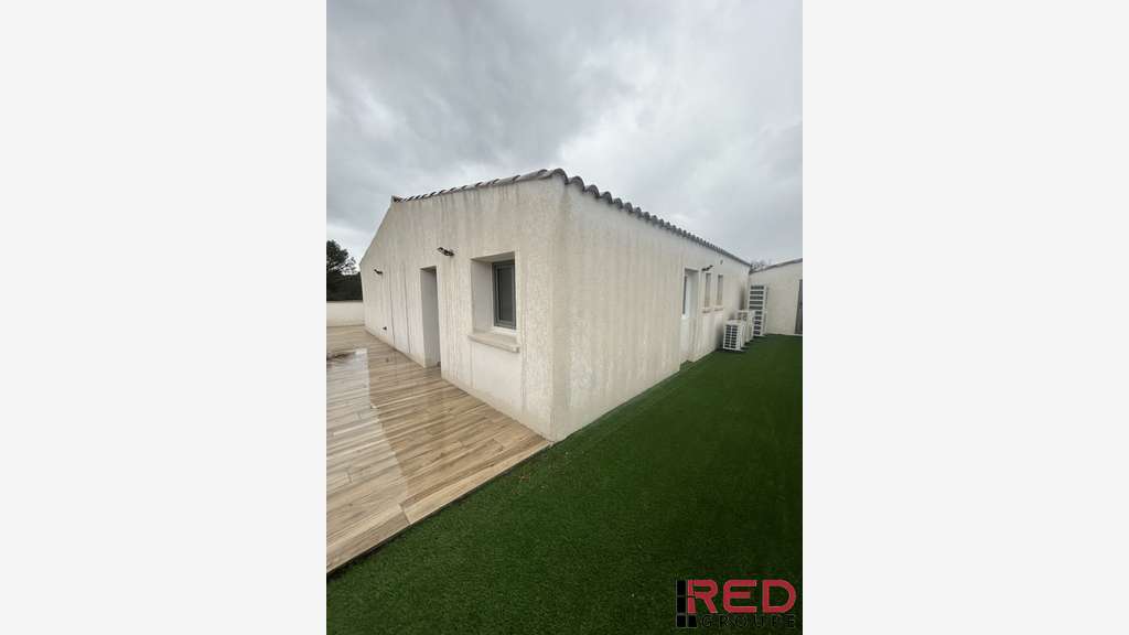 A louer bureaux 67m² 83m² 150m² neufs Saint Cannat