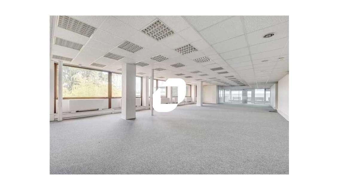 A louer Bureaux 430m² Saint cloud