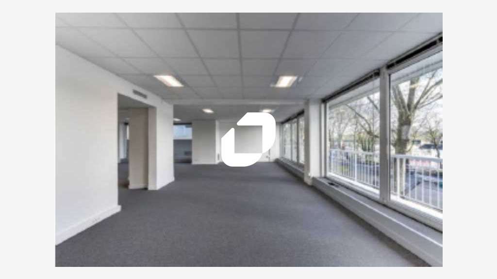 A louer Bureaux 130m² Saint cloud
