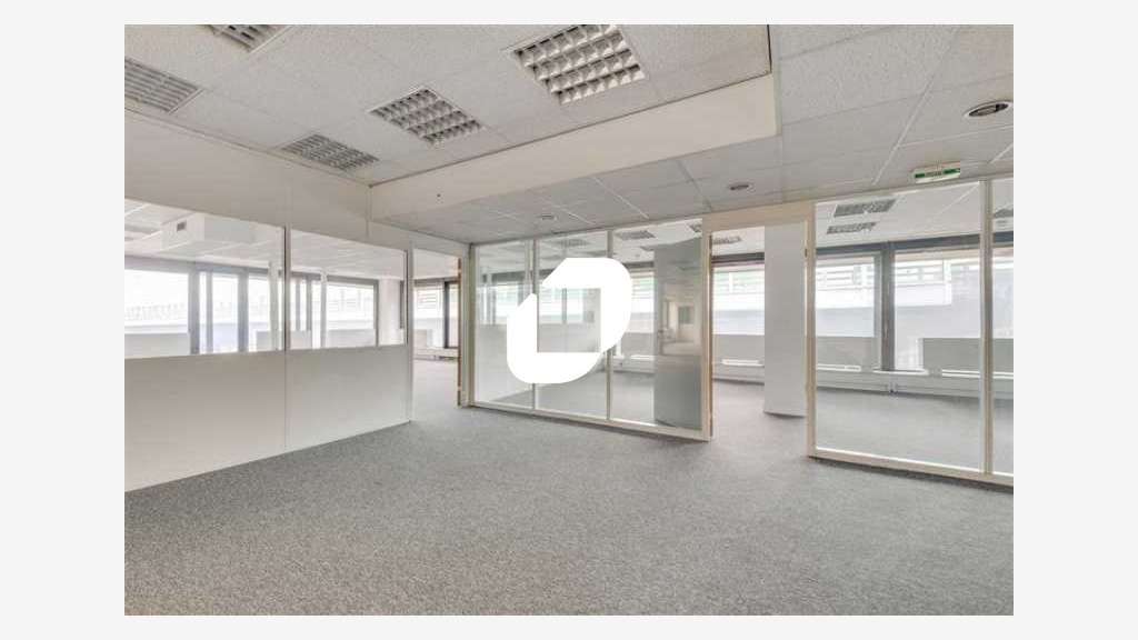 A louer Bureaux 430m² Saint cloud