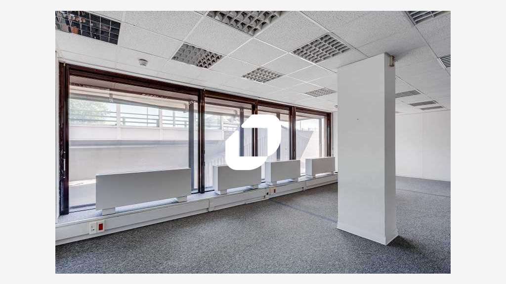 A louer Bureaux 430m² Saint cloud